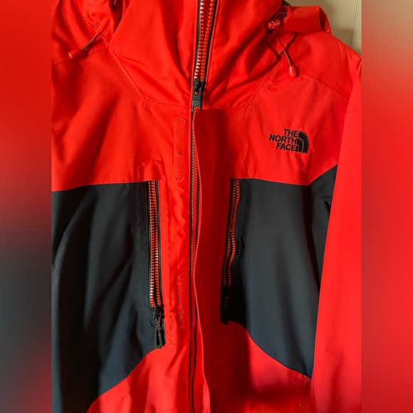 The north face jacket - Picture 14 of 14